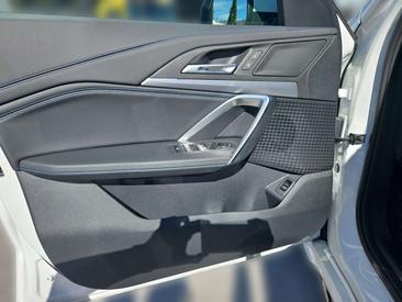 BMW X1 SDrive20d — photo 13