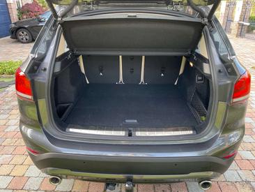 BMW X1 18d SDrive — photo 8