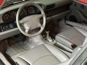 Porsche 911 Carrera — photo 15
