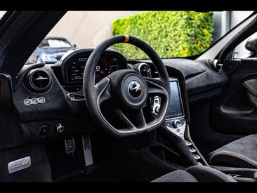 McLaren 765LT Spider — photo 12