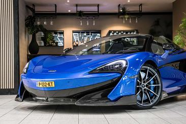 McLaren 600LT Spider — photo 11