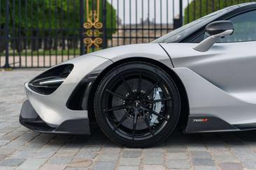 McLaren 765LT — photo 6