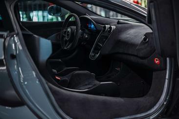 McLaren 600LT — photo 11