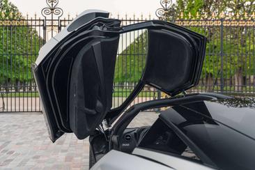 McLaren 765LT — photo 11
