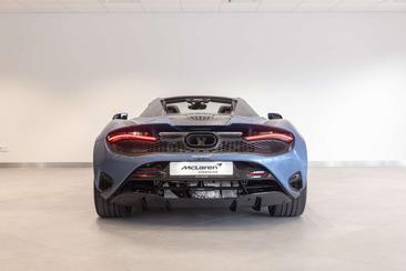 McLaren 750S Spider — photo 25