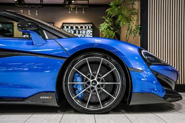 McLaren 600LT Spider — photo 23