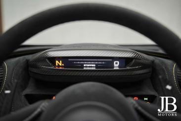McLaren 720S Spider — photo 36