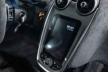 McLaren 600LT — photo 23