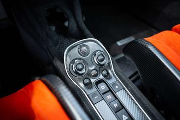 McLaren 600LT — photo 36