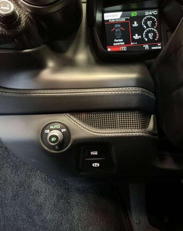 Ferrari F8 Tributo — photo 20