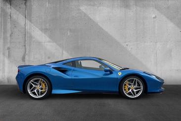 Ferrari F8 Tributo — photo 5