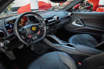 Ferrari 812 Superfast — photo 7
