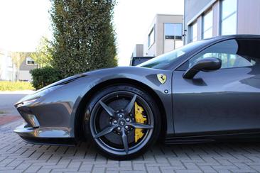 Ferrari F8 Tributo — photo 35