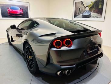 Ferrari 812 Superfast — photo 12