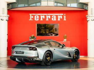 Ferrari 812 Superfast — photo 5