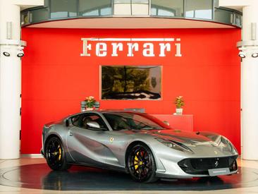 Ferrari 812 Superfast — photo 7