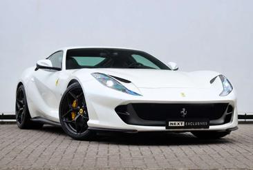 Ferrari 812 Superfast — photo 4