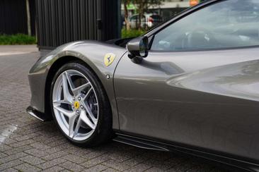 Ferrari F8 Tributo — photo 26