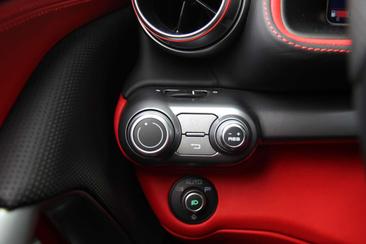 Ferrari 812 Superfast — photo 40