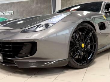 Ferrari GTC4Lusso — photo 13