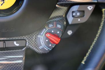 Ferrari 812 Superfast — photo 17