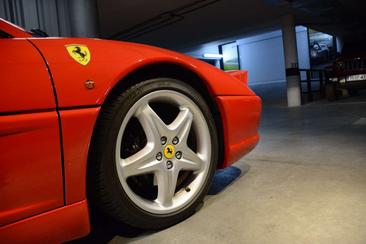 Ferrari F355 Spider — photo 7