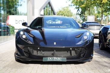 Ferrari 812 Superfast — photo 38