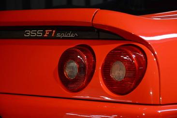 Ferrari F355 Spider — photo 23