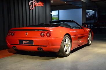Ferrari F355 Spider — photo 24