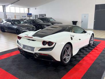 Ferrari F8 — photo 6