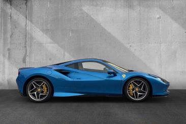 Ferrari F8 Tributo — photo 5