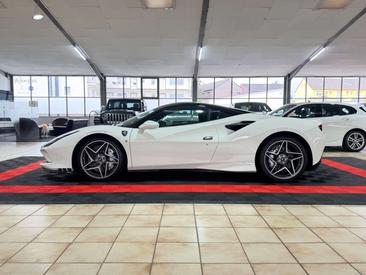 Ferrari F8 — photo 10