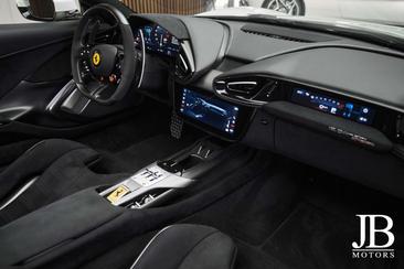 Ferrari 12 Cilindri — photo 20