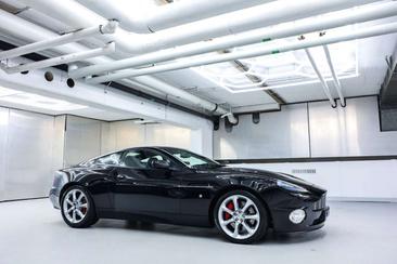 Aston Martin Vanquish V12 — photo 3