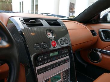 Aston Martin Vanquish V12 — photo 35