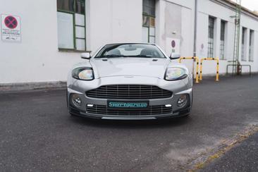 Aston Martin Vanquish V12 S — photo 9