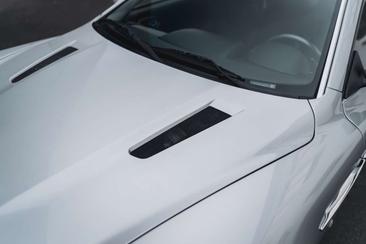 Aston Martin Vanquish V12 S — photo 17