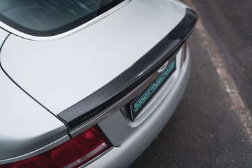 Aston Martin Vanquish V12 S — photo 27