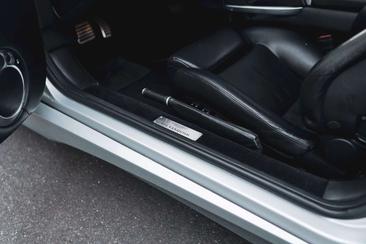 Aston Martin Vanquish V12 S — photo 33