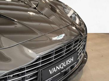 Aston Martin Vanquish V12 BiTurbo — photo 15
