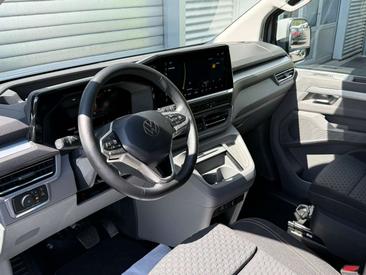 Volkswagen Caravelle Van E-Caravelle — photo 11