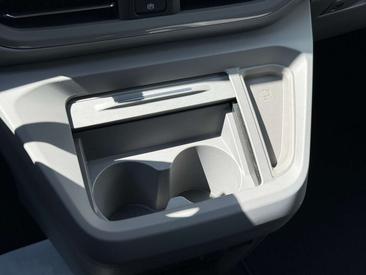 Volkswagen Caravelle Van E-Caravelle — photo 13