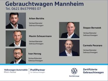 Volkswagen Multivan Van 2.0 TSI — photo 3