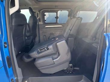 Volkswagen Caravelle Van E-Caravelle — photo 10