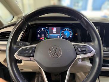 Volkswagen Multivan Van EHybrid — photo 9