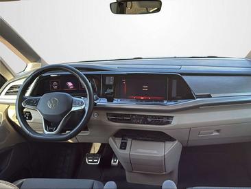 Volkswagen Multivan Van 2.0 TDI — photo 9