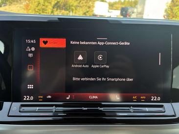 Volkswagen Multivan Van 2.0 TDI — photo 14
