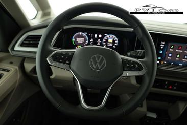 Volkswagen Multivan Van EHybrid — photo 4