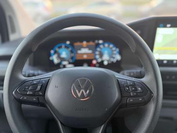 Volkswagen Caravelle Van 2.0 TDI 150 — photo 8