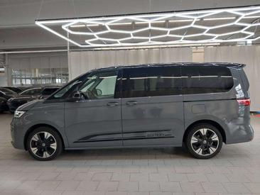 Volkswagen Multivan Van 2.0 TDI — photo 2